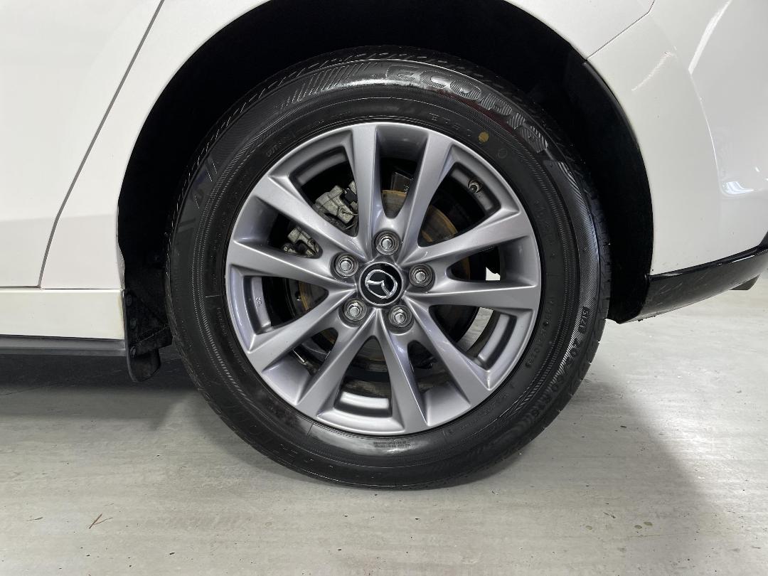 Photo '11' of Mazda Mazda3 Photo '11' of Mazda Mazda3