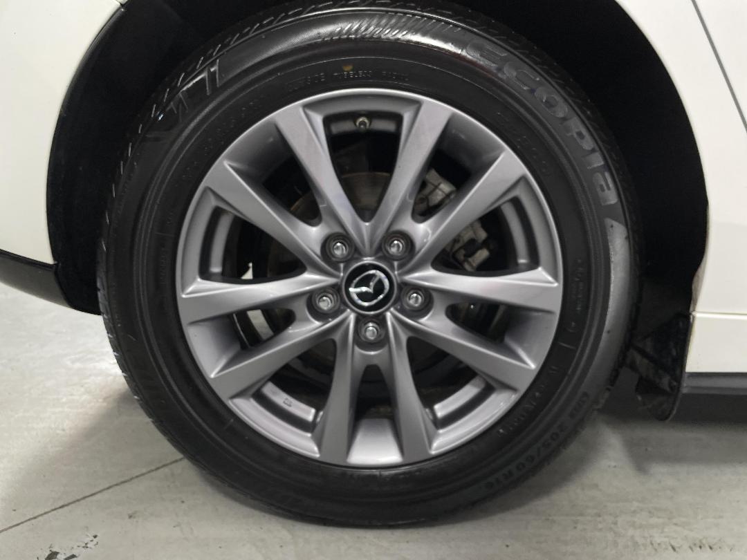 Photo '12' of Mazda Mazda3 Photo '12' of Mazda Mazda3