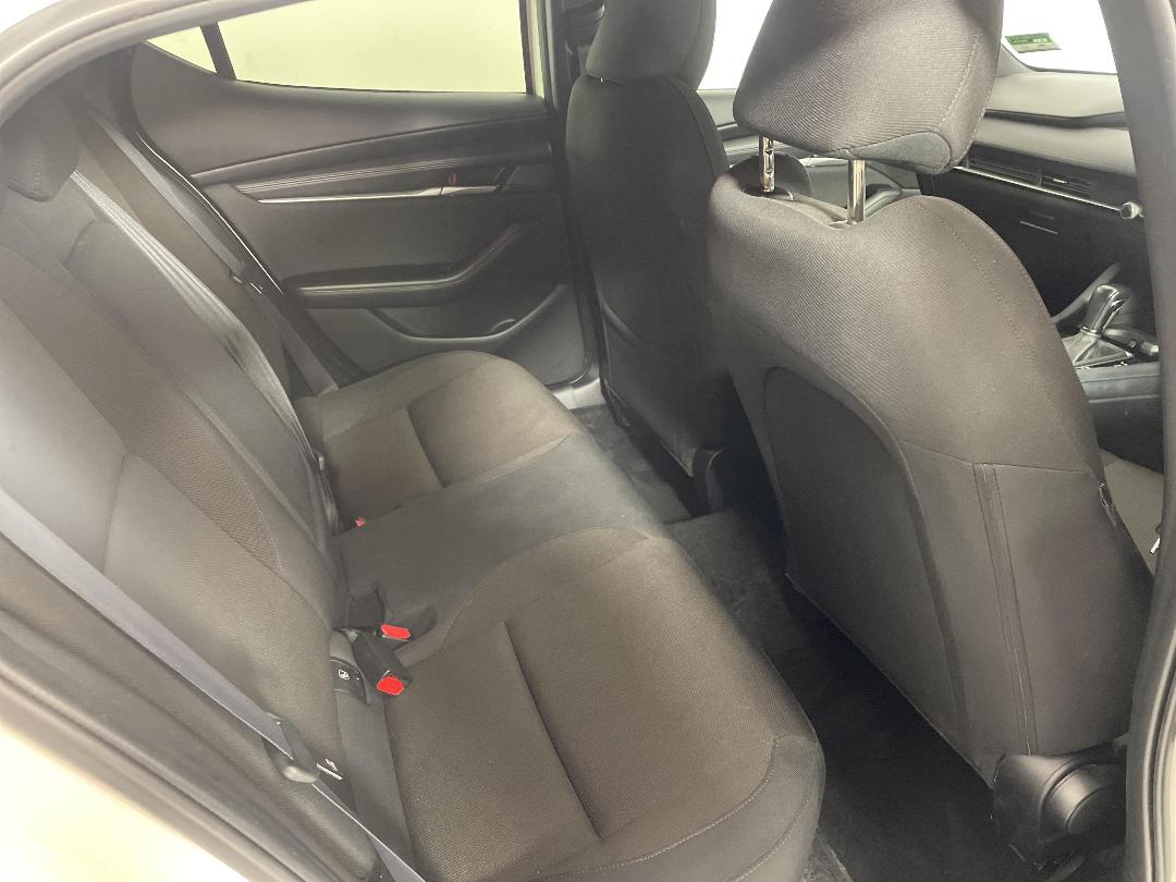 Photo '20' of Mazda Mazda3 Photo '20' of Mazda Mazda3