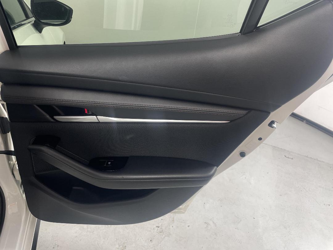 Photo '19' of Mazda Mazda3 Photo '19' of Mazda Mazda3