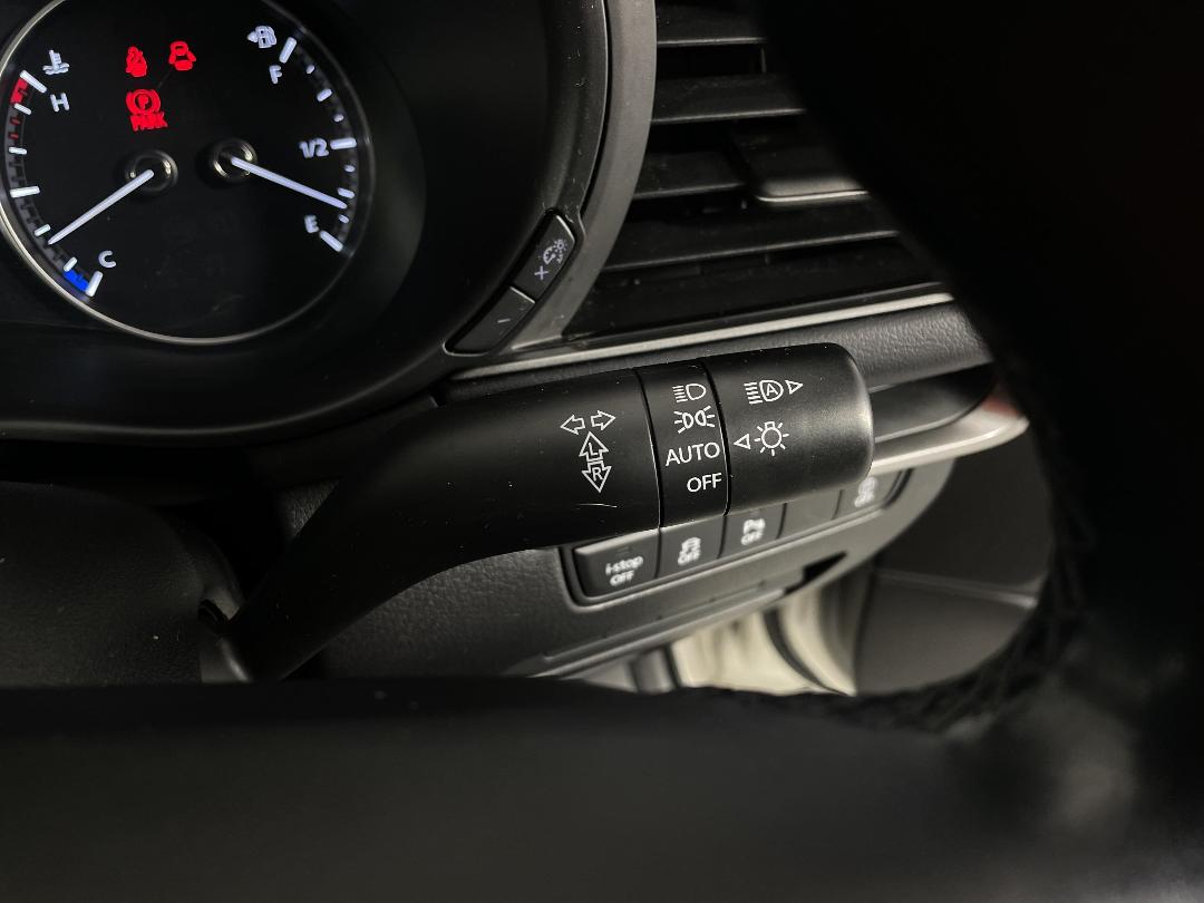 Photo '28' of Mazda Mazda3 Photo '28' of Mazda Mazda3