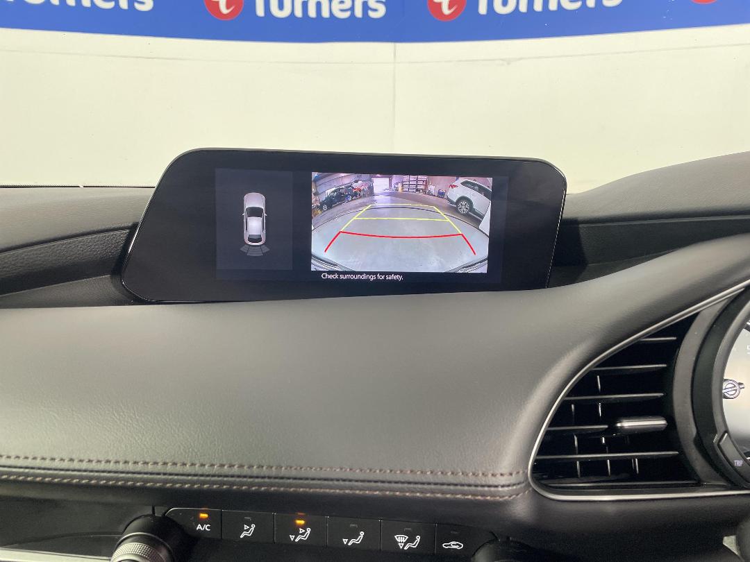 Photo '30' of Mazda Mazda3 Photo '30' of Mazda Mazda3