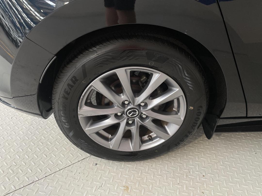 Photo '12' of Mazda Mazda3 Photo '12' of Mazda Mazda3