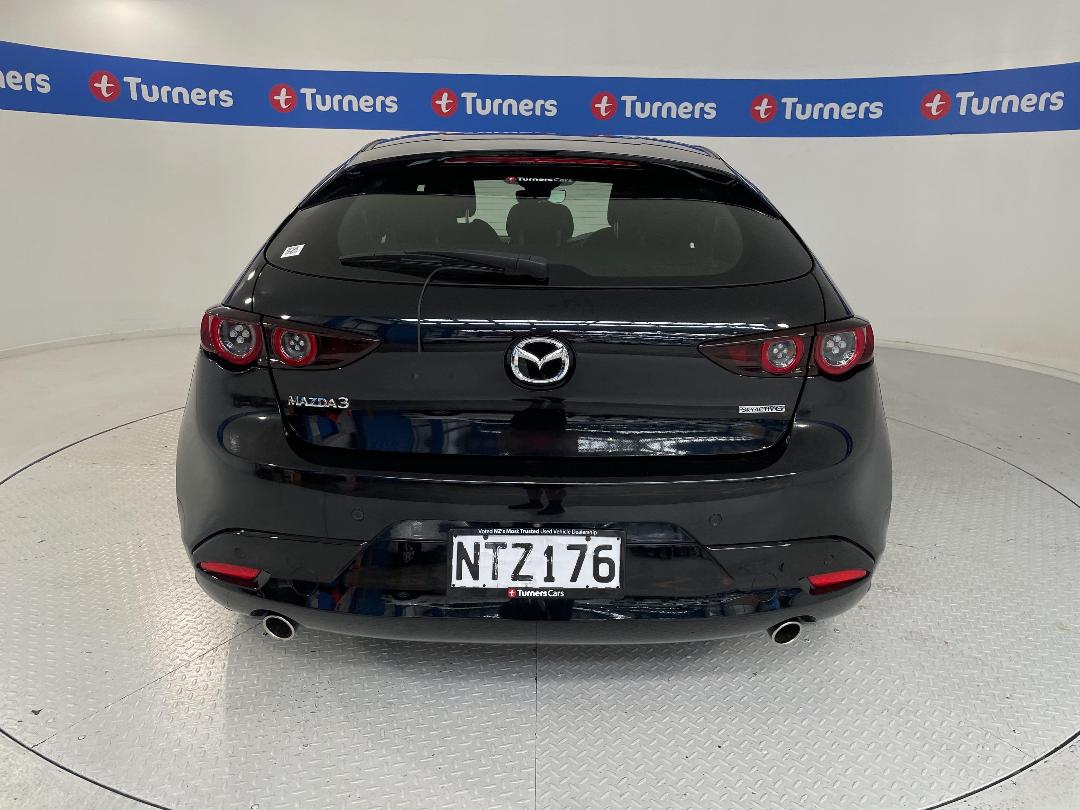 Photo '6' of Mazda Mazda3 Photo '6' of Mazda Mazda3