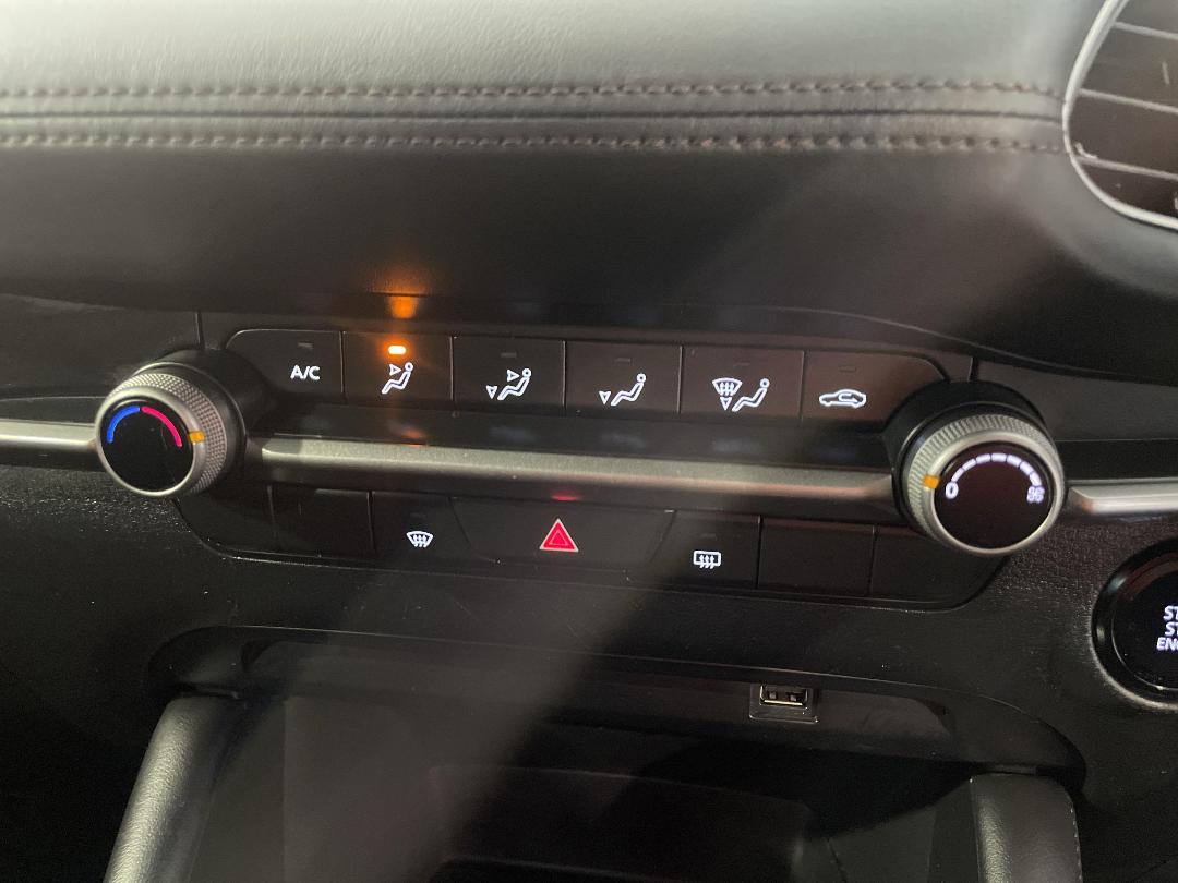 Photo '31' of Mazda Mazda3 Photo '31' of Mazda Mazda3