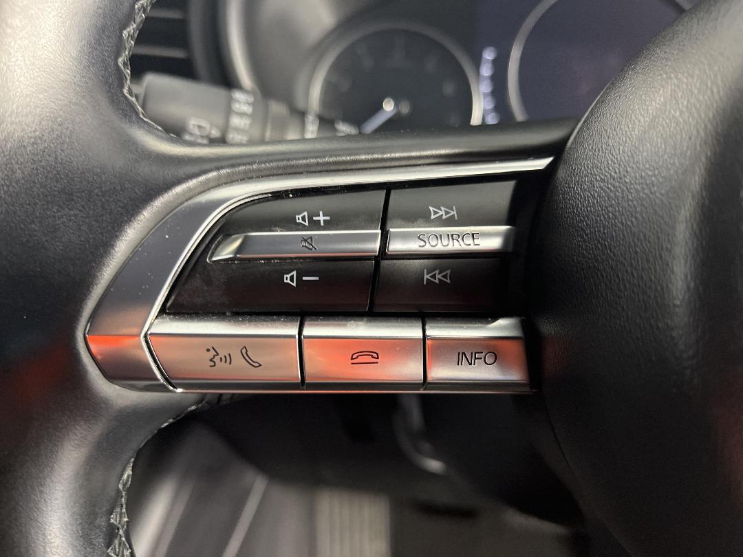 Photo '24' of Mazda Mazda3