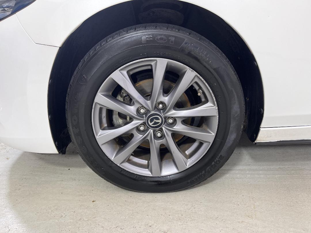 Photo '10' of Mazda Mazda3 Photo '10' of Mazda Mazda3