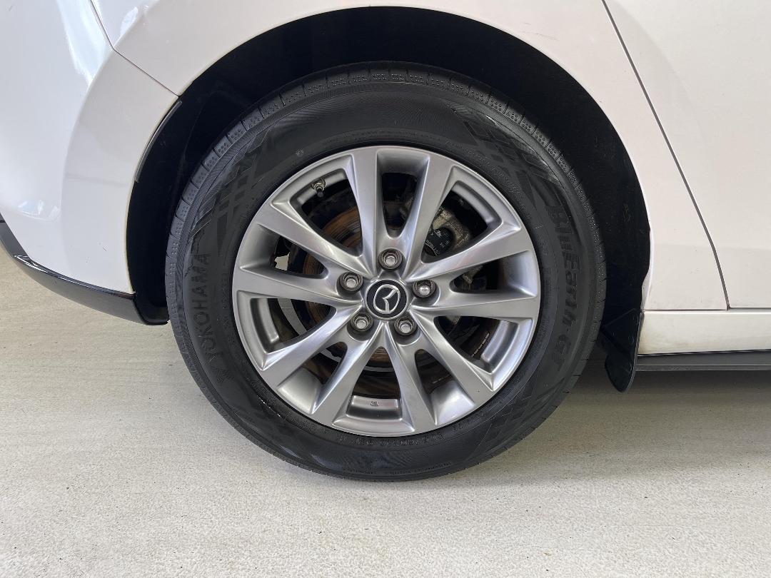 Photo '12' of Mazda Mazda3 Photo '12' of Mazda Mazda3