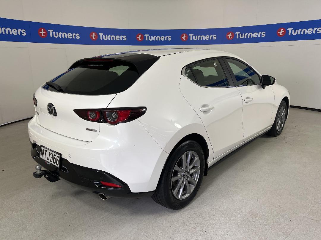 Photo '7' of Mazda Mazda3 Photo '7' of Mazda Mazda3