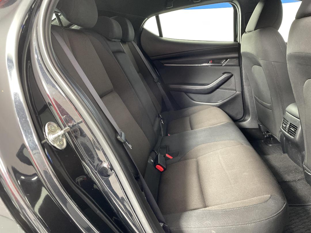 Photo '20' of Mazda Mazda3 Photo '20' of Mazda Mazda3