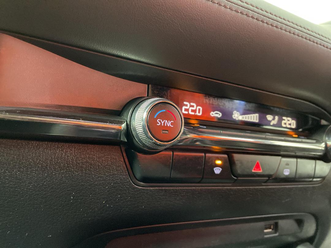 Photo '30' of Mazda Mazda3 Photo '30' of Mazda Mazda3