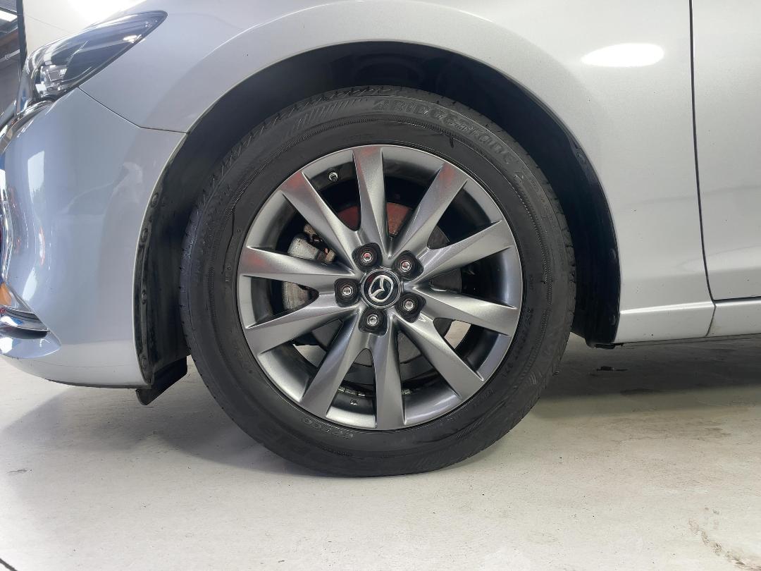 Photo '10' of Mazda Mazda6