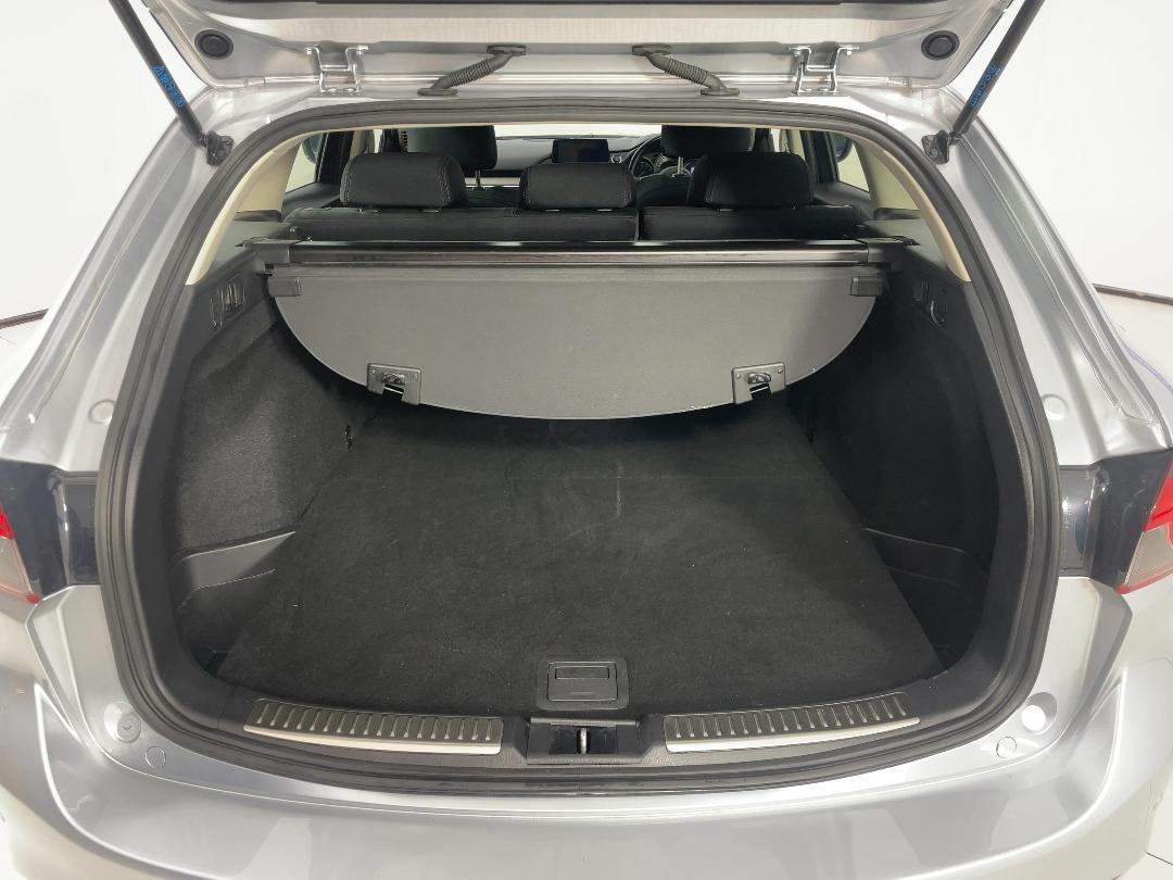 Photo '14' of Mazda Mazda6