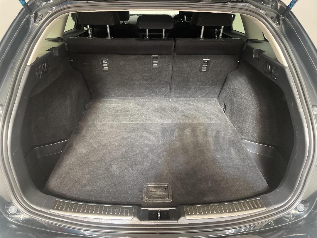 Photo '14' of Mazda Mazda6 Photo '14' of Mazda Mazda6