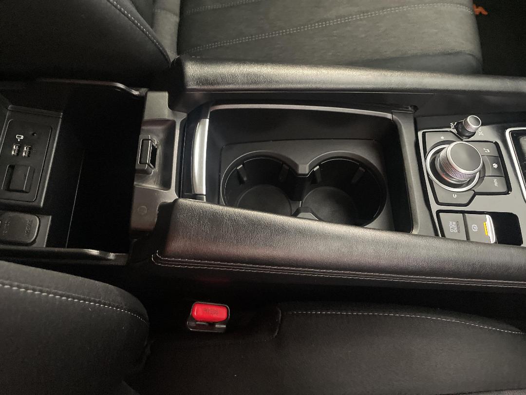 Photo '33' of Mazda Mazda6 Photo '33' of Mazda Mazda6