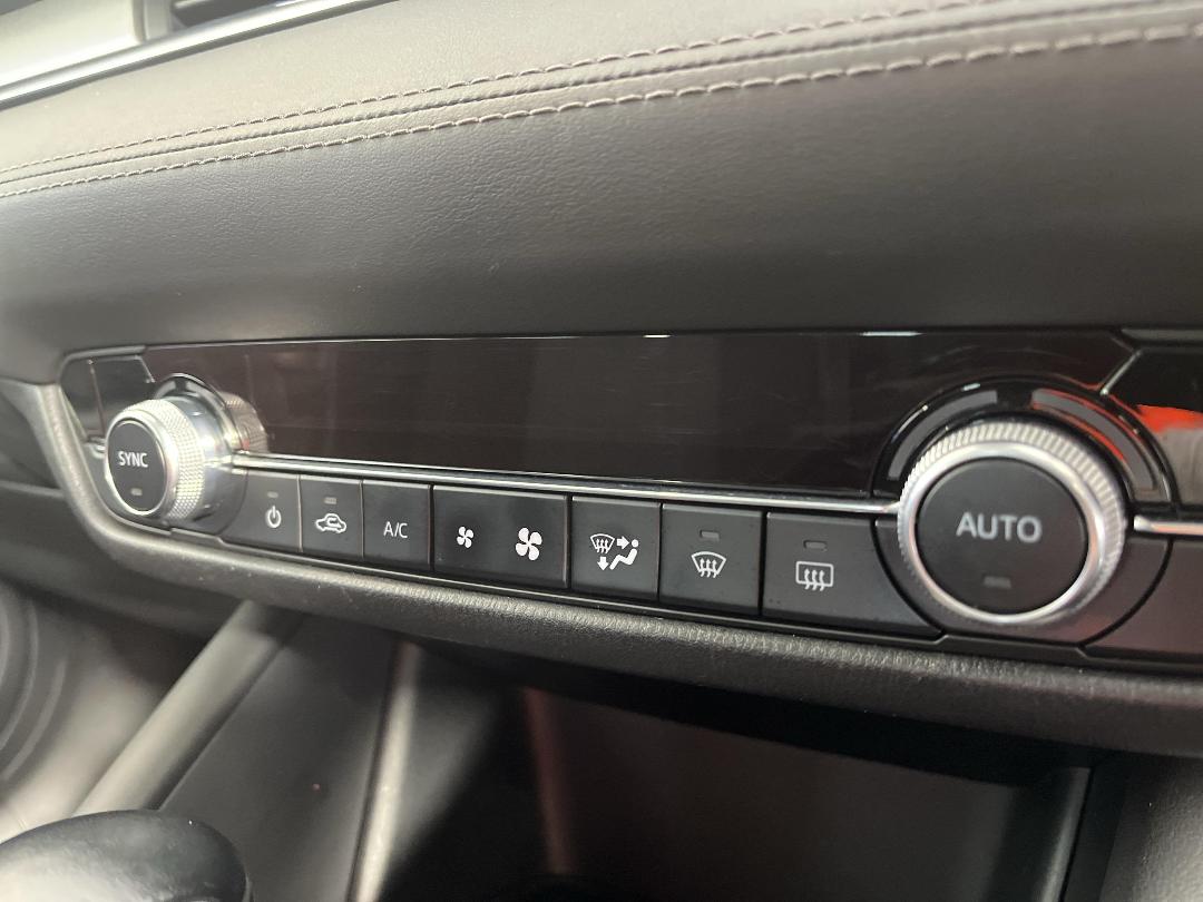 Photo '26' of Mazda Mazda6 Photo '26' of Mazda Mazda6