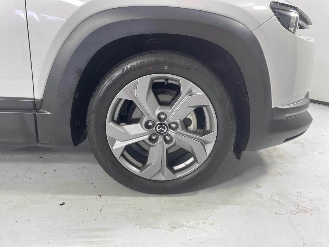 Photo '9' of Mazda MX-30