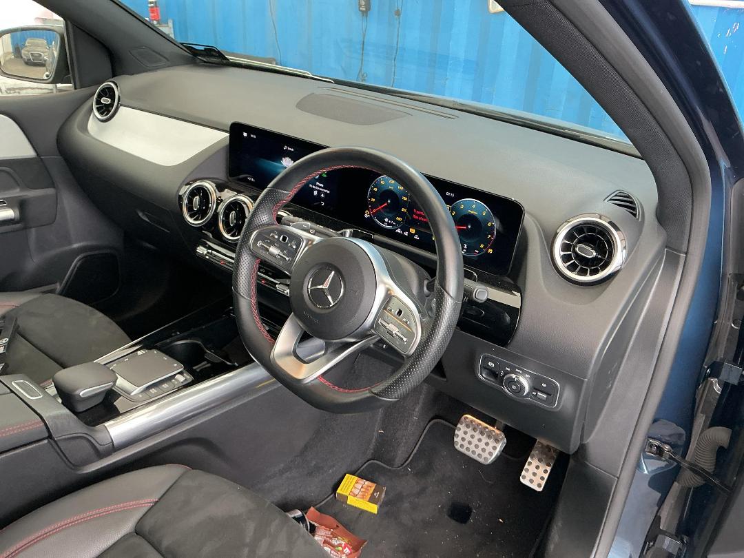 Photo '14' of Mercedes-Benz B-Class B180 Photo '14' of Mercedes-Benz B-Class B180