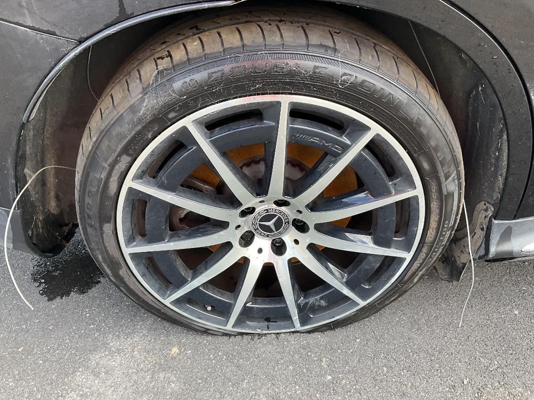 Photo '10' of Mercedes-Benz EQC 400 4Matic Photo '10' of Mercedes-Benz EQC 400 4Matic