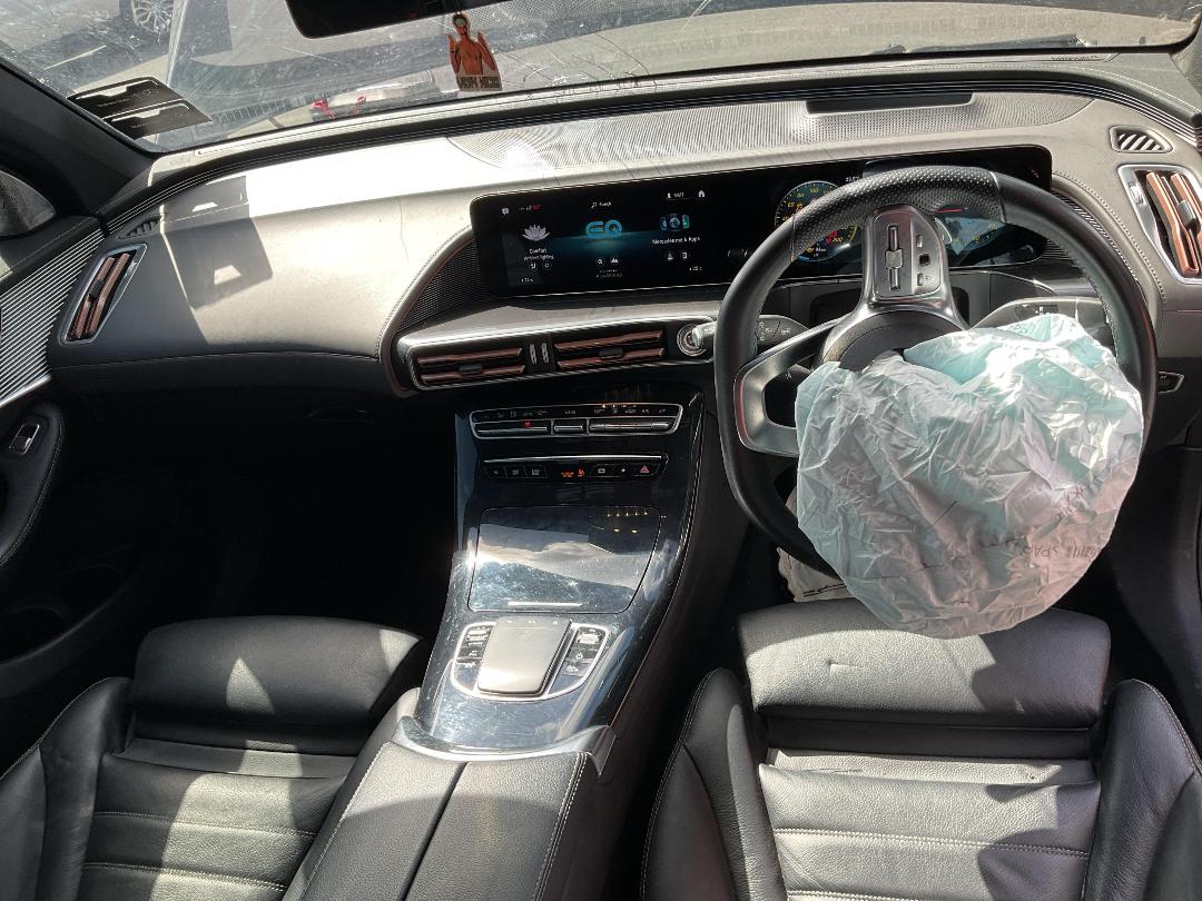 Photo '18' of Mercedes-Benz EQC 400 4Matic Photo '18' of Mercedes-Benz EQC 400 4Matic