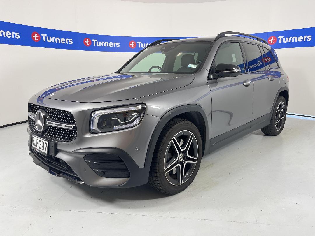 Photo '4' of Mercedes-Benz GLB Photo '4' of Mercedes-Benz GLB