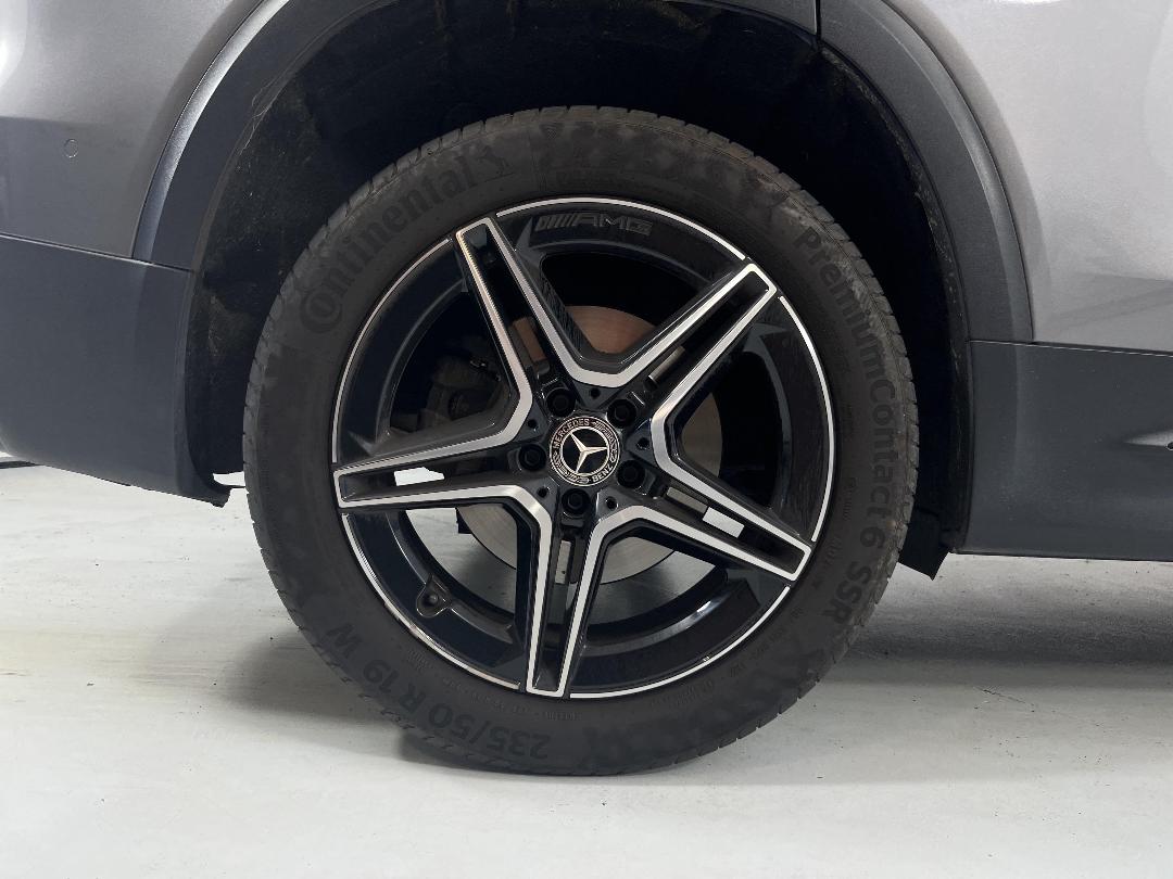 Photo '12' of Mercedes-Benz GLB Photo '12' of Mercedes-Benz GLB