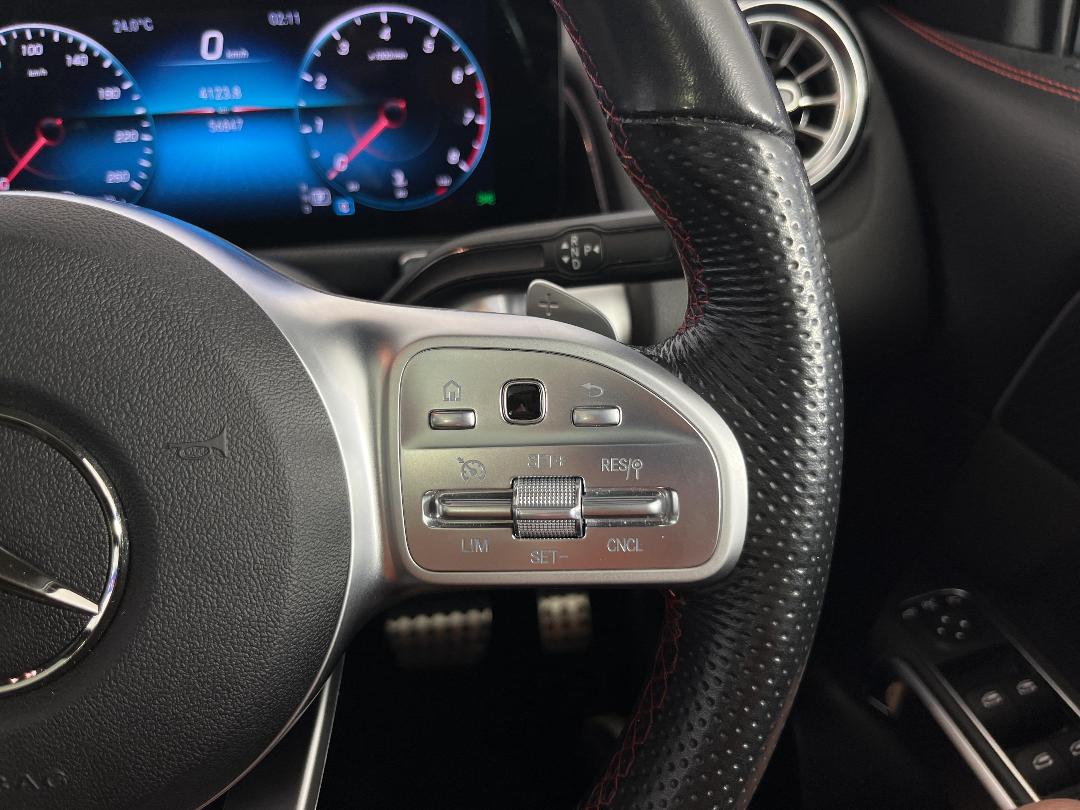 Photo '25' of Mercedes-Benz GLB Photo '25' of Mercedes-Benz GLB