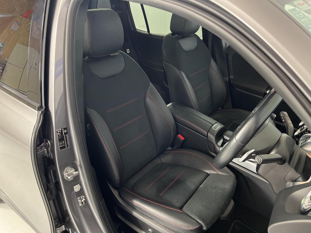 Photo '24' of Mercedes-Benz GLB Photo '24' of Mercedes-Benz GLB