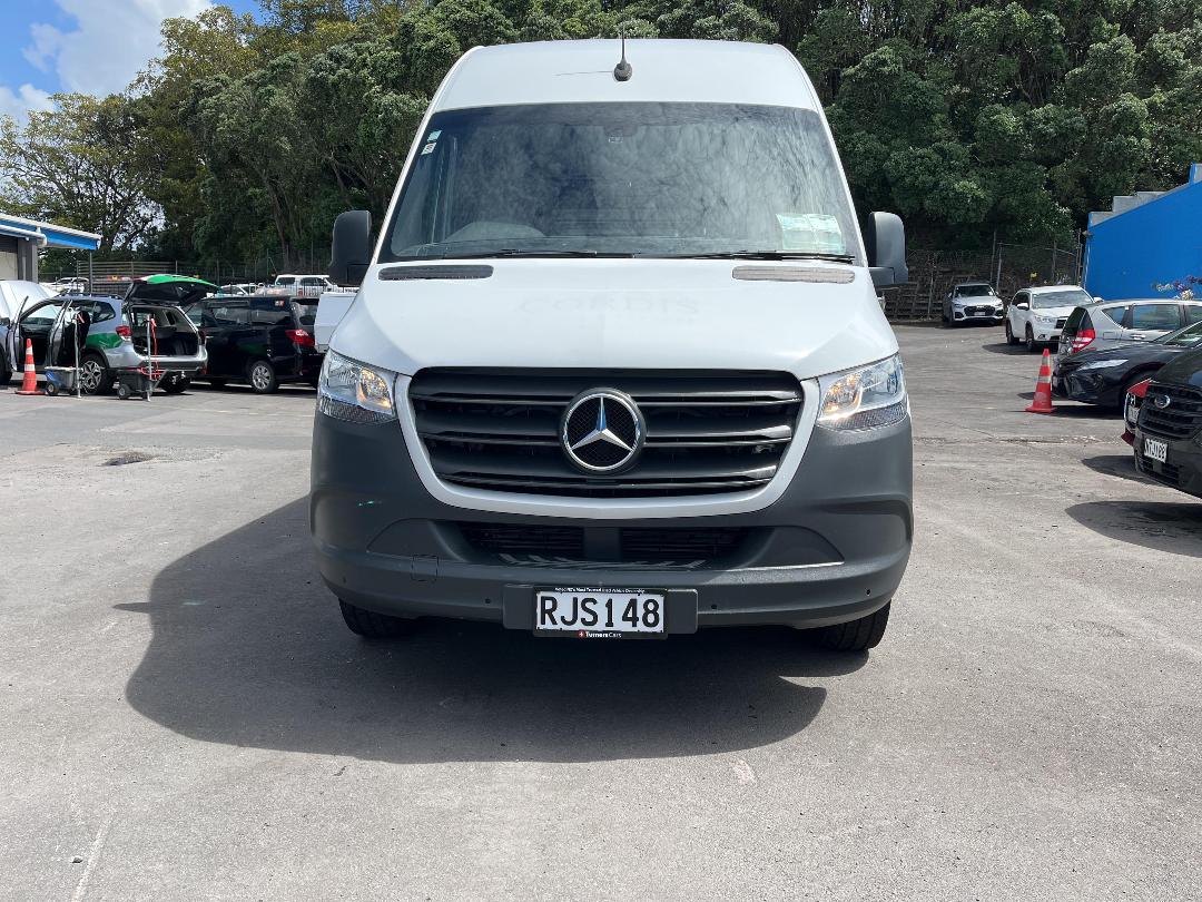 Photo '2' of Mercedes-Benz Sprinter Photo '2' of Mercedes-Benz Sprinter