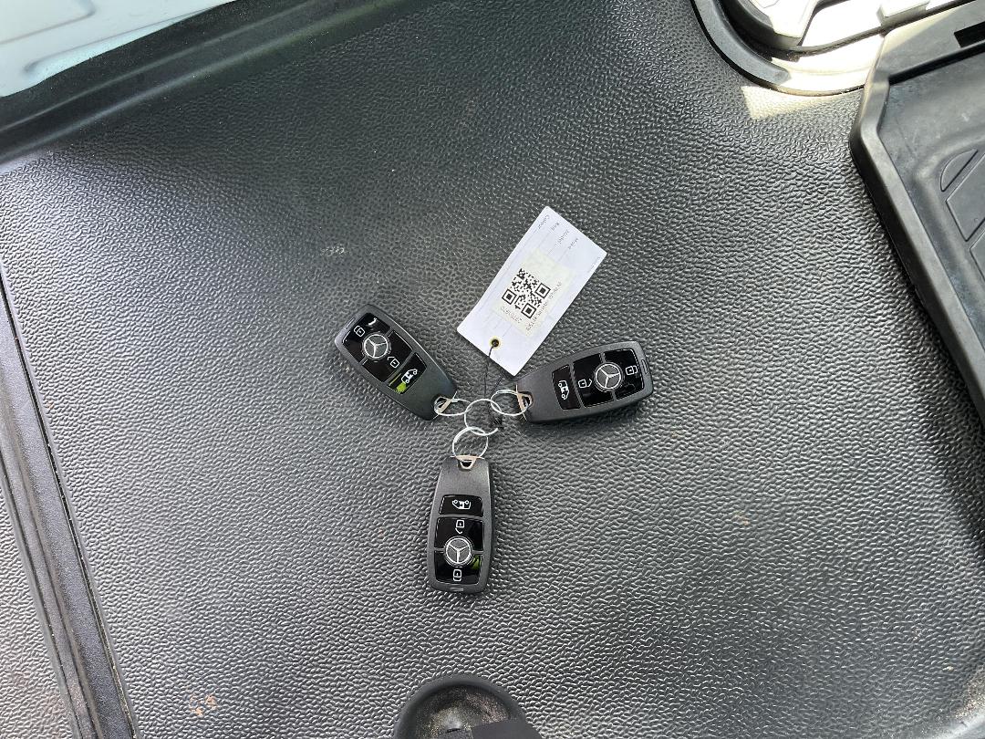 Photo '26' of Mercedes-Benz Sprinter Photo '26' of Mercedes-Benz Sprinter