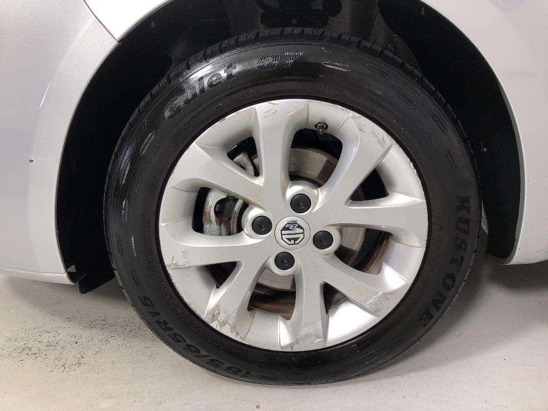 Photo '10' of MG 3 Photo '10' of MG 3