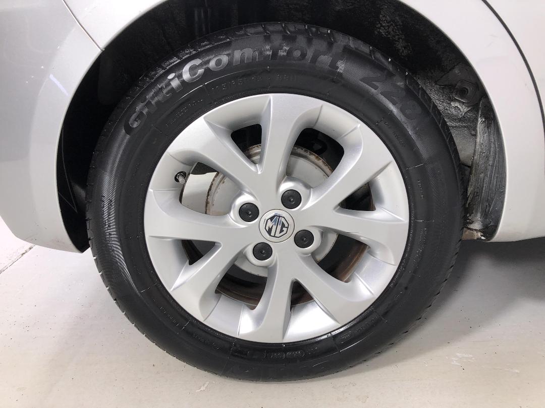 Photo '12' of MG 3 Photo '12' of MG 3