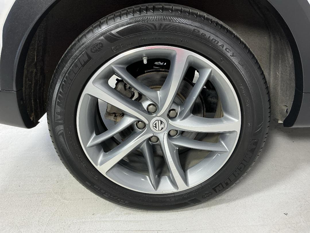 Photo '12' of MG HS Photo '12' of MG HS