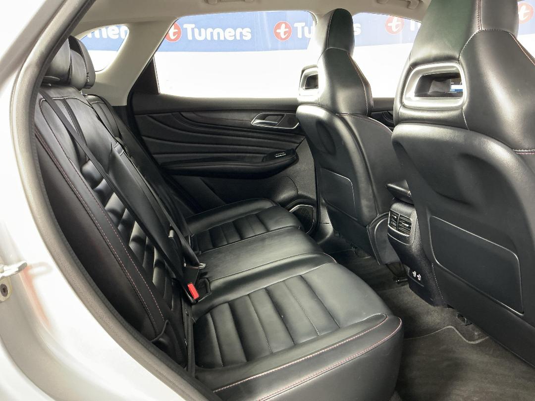 Photo '20' of MG HS Photo '20' of MG HS