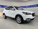 Thumbnail '1' of MG ZS