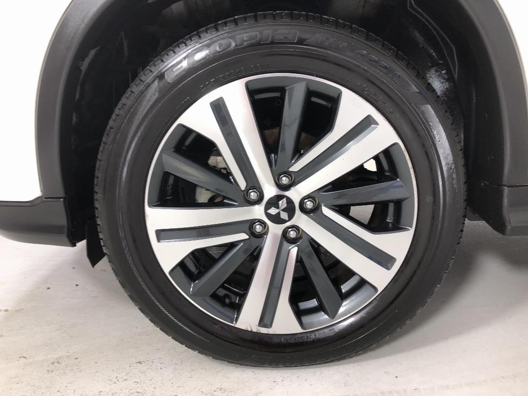 Photo '10' of Mitsubishi ASX