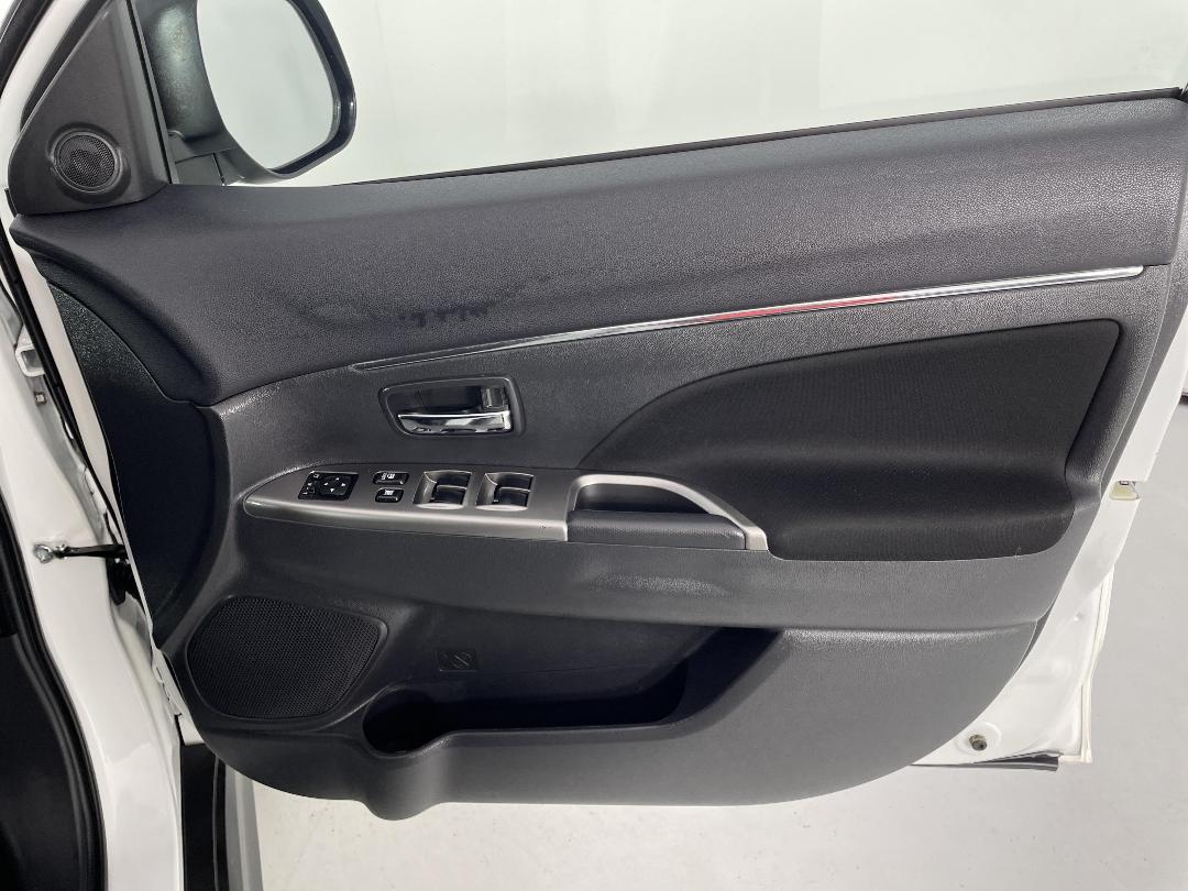 Photo '15' of Mitsubishi ASX