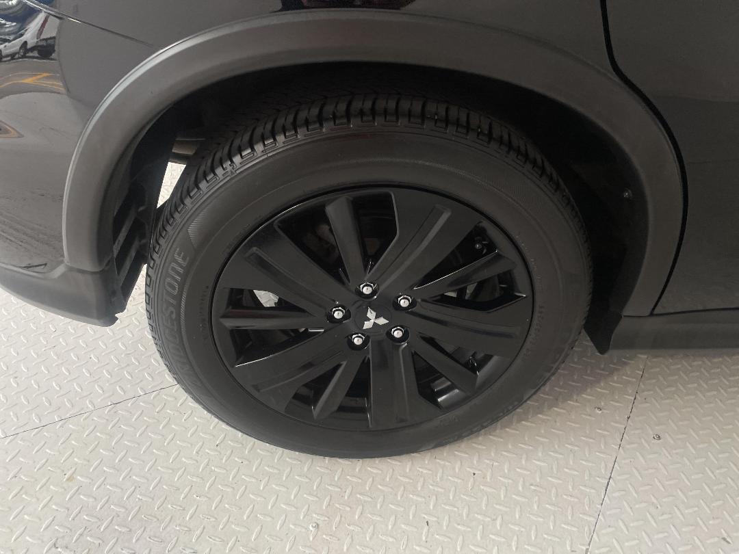 Photo '12' of Mitsubishi ASX