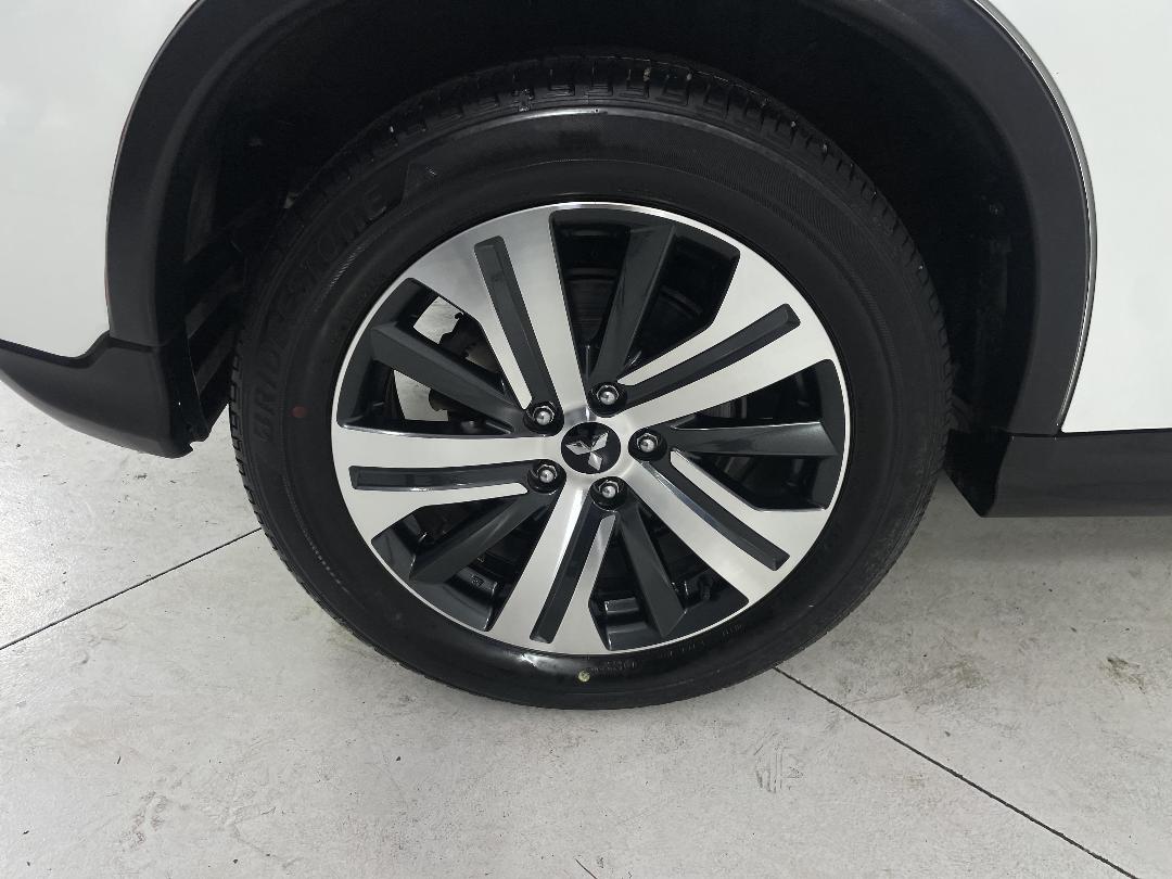 Photo '12' of Mitsubishi ASX