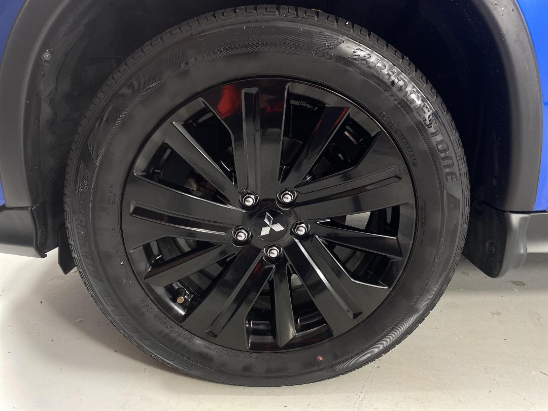 Photo '10' of Mitsubishi ASX