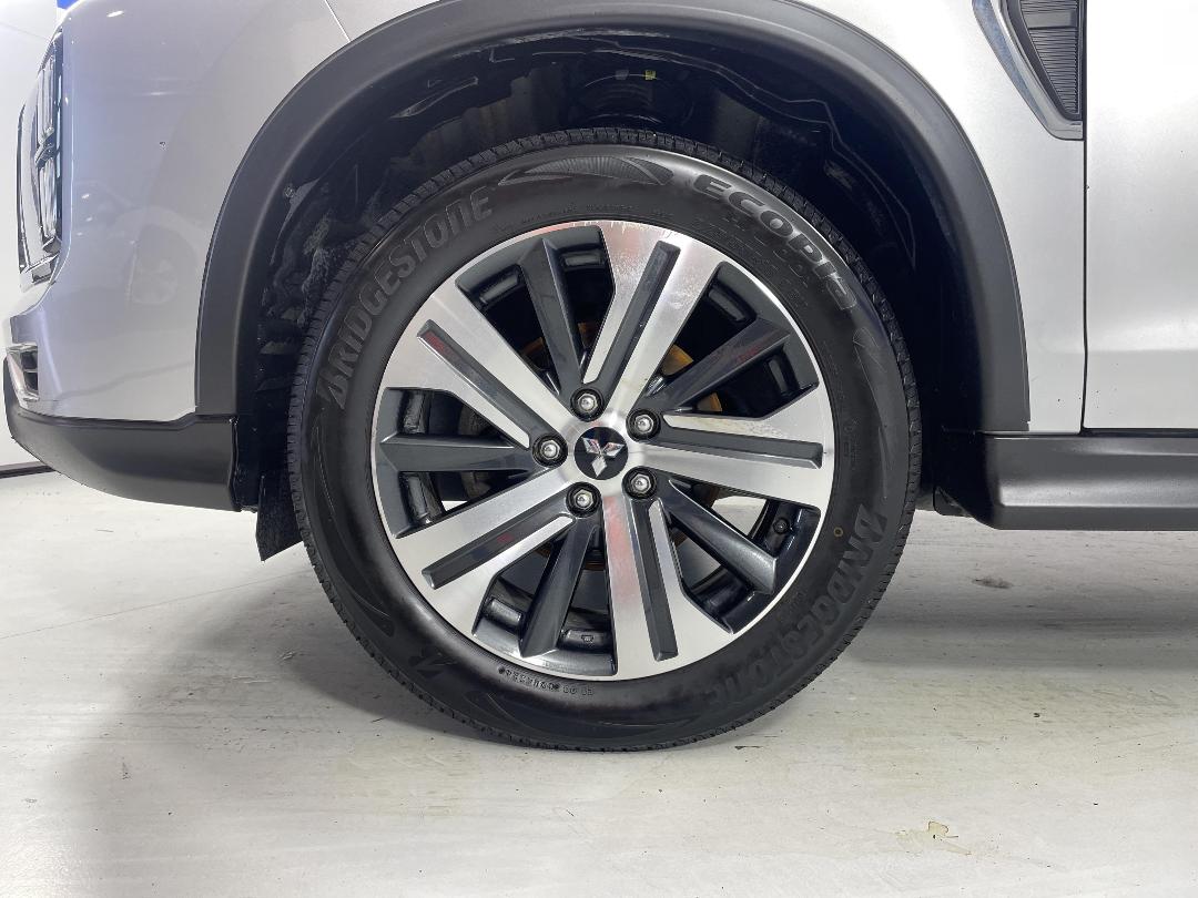 Photo '10' of Mitsubishi ASX