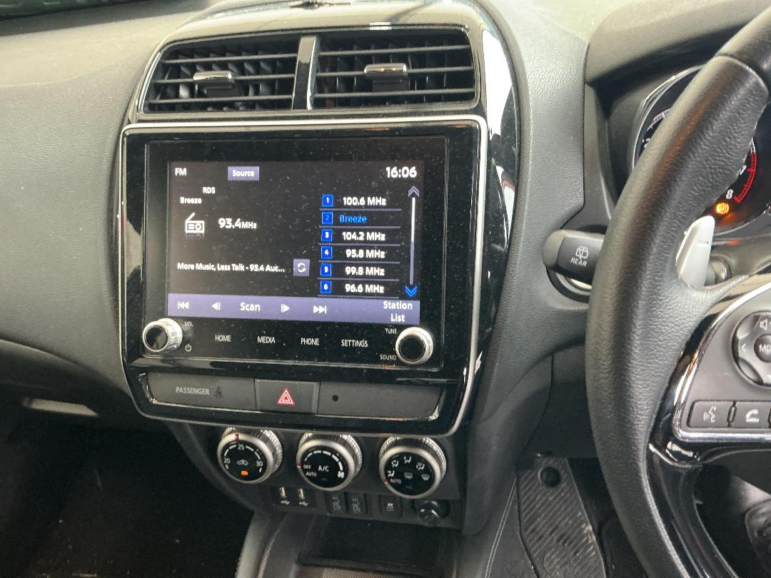 Photo '12' of Mitsubishi ASX VRX Photo '12' of Mitsubishi ASX VRX