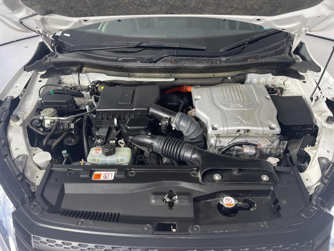 Photo '13' of Mitsubishi Eclipse Cross Photo '13' of Mitsubishi Eclipse Cross