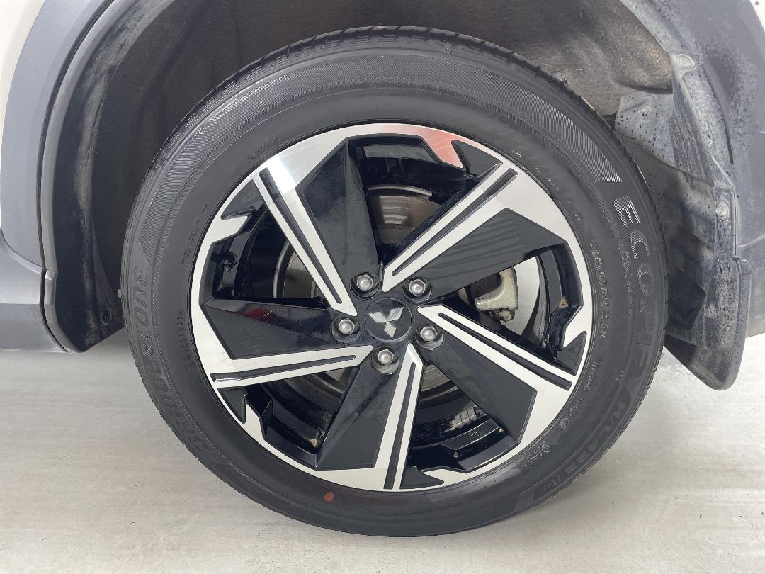 Photo '11' of Mitsubishi Eclipse Cross Photo '11' of Mitsubishi Eclipse Cross