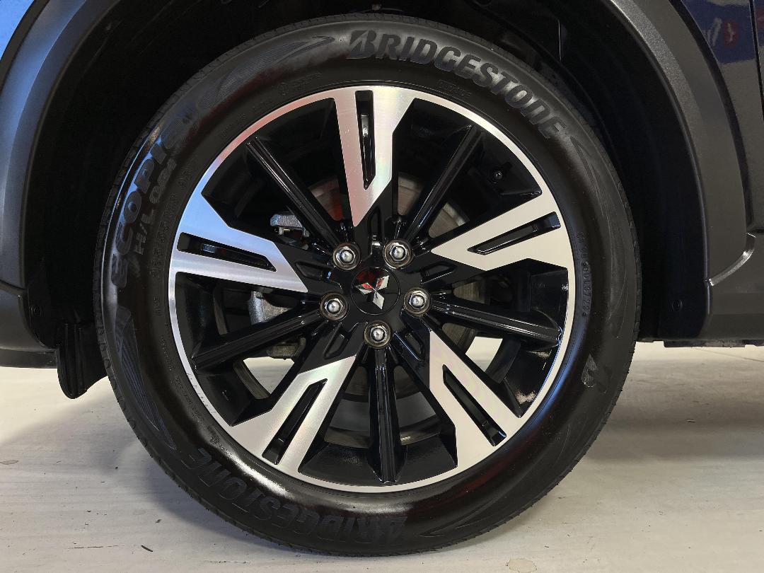 Photo '10' of Mitsubishi Eclipse Cross Photo '10' of Mitsubishi Eclipse Cross