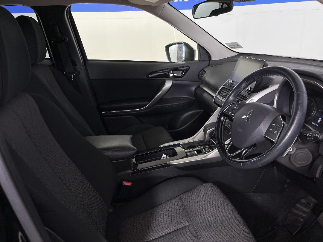 Photo '16' of Mitsubishi Eclipse Cross Photo '16' of Mitsubishi Eclipse Cross