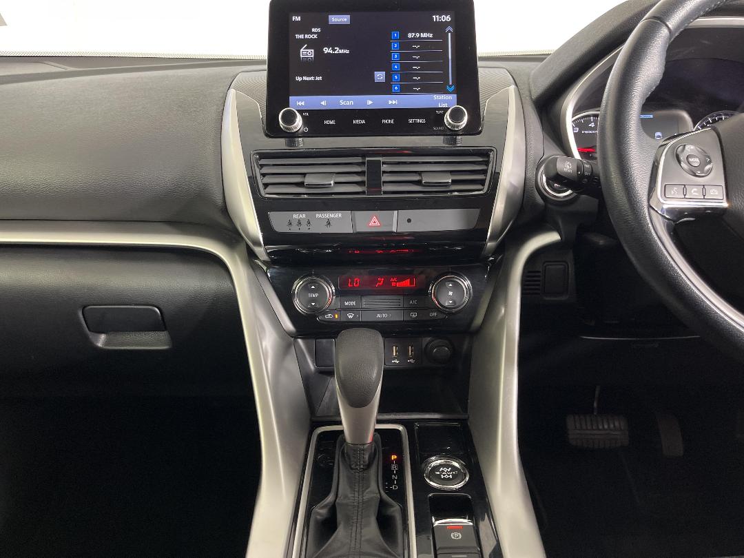 Photo '18' of Mitsubishi Eclipse Cross Photo '18' of Mitsubishi Eclipse Cross