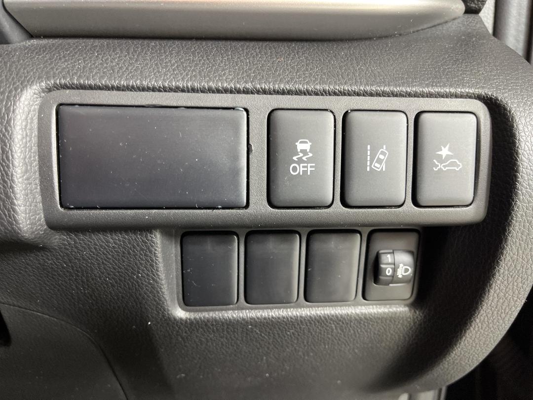 Photo '24' of Mitsubishi Eclipse Cross Photo '24' of Mitsubishi Eclipse Cross