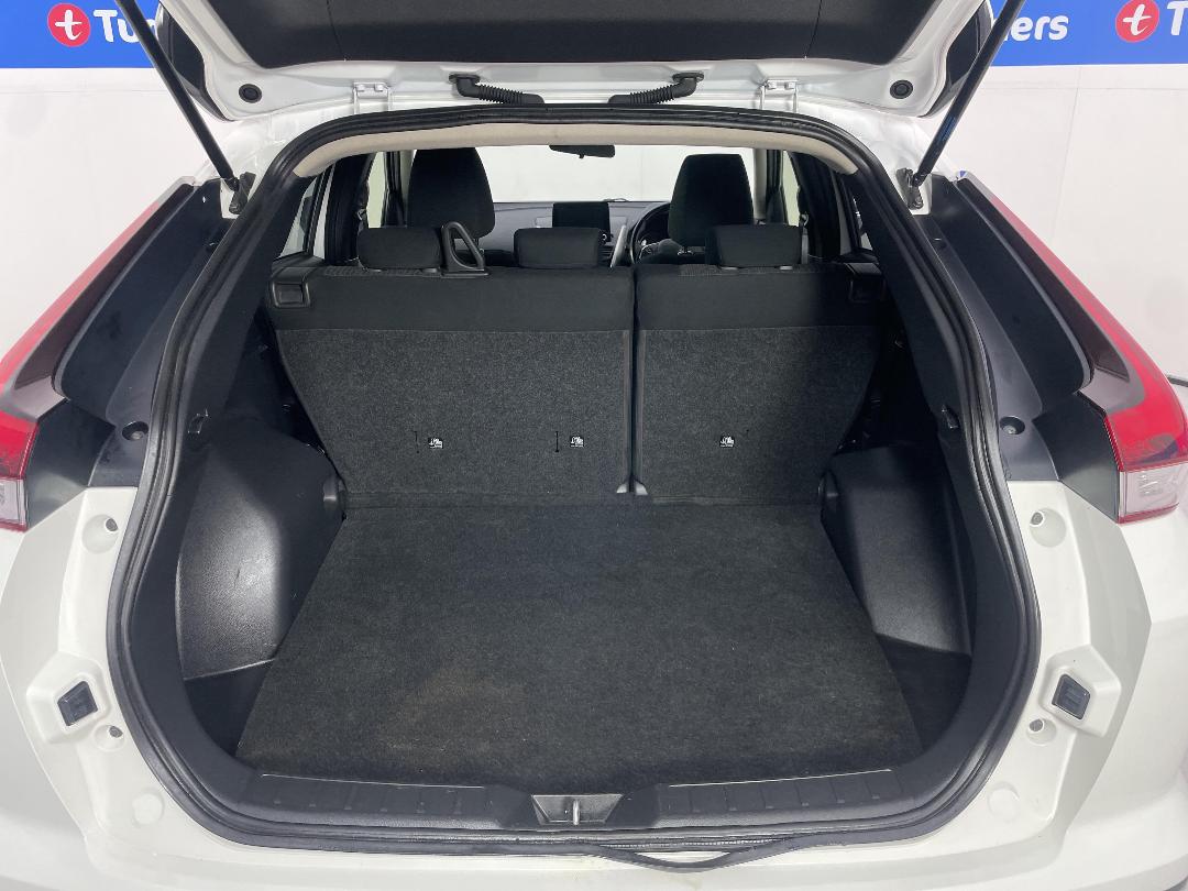 Photo '14' of Mitsubishi Eclipse Cross