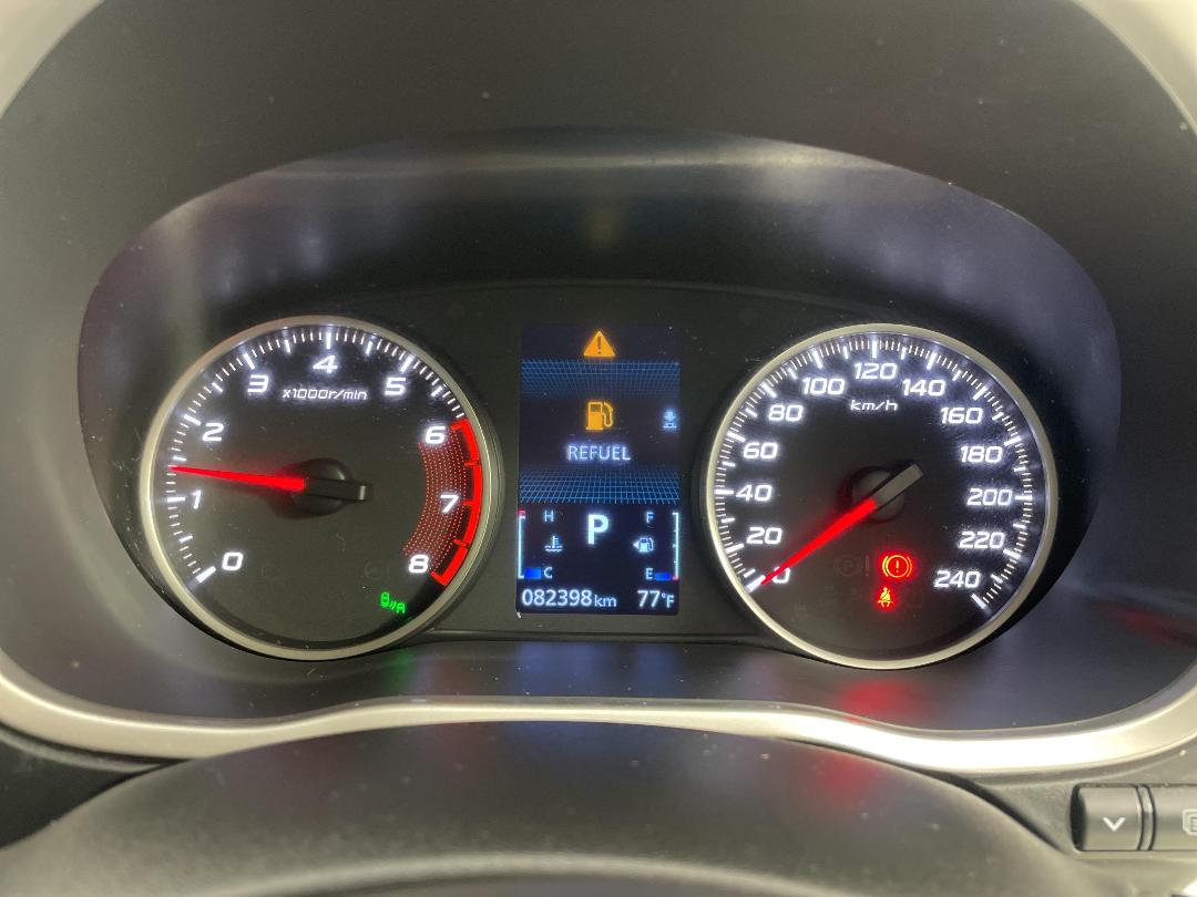 Photo '21' of Mitsubishi Eclipse Cross